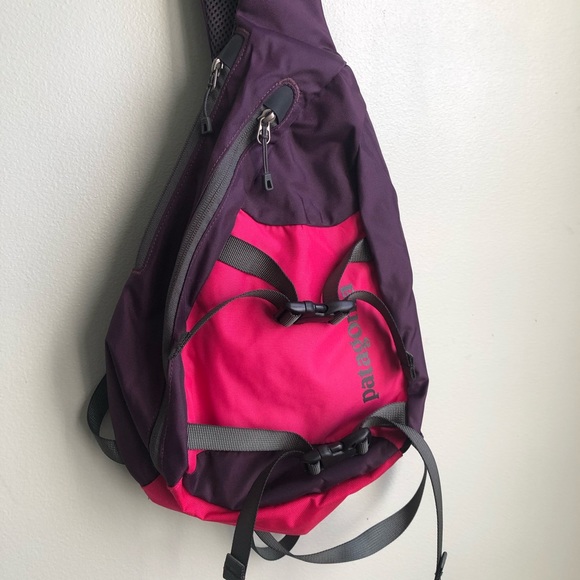 Patagonia Handbags - Atom sling bag